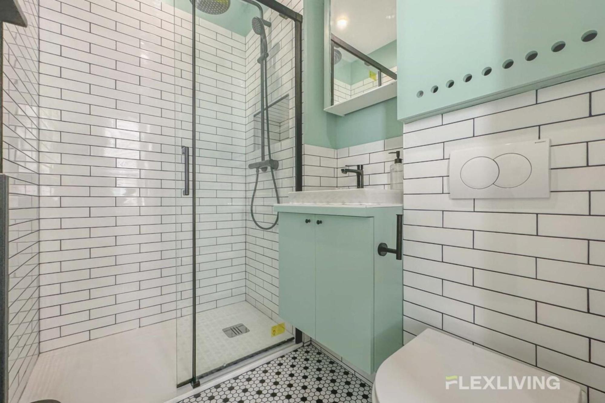 Flexliving - One Bedroom - Estrapade Apartment *