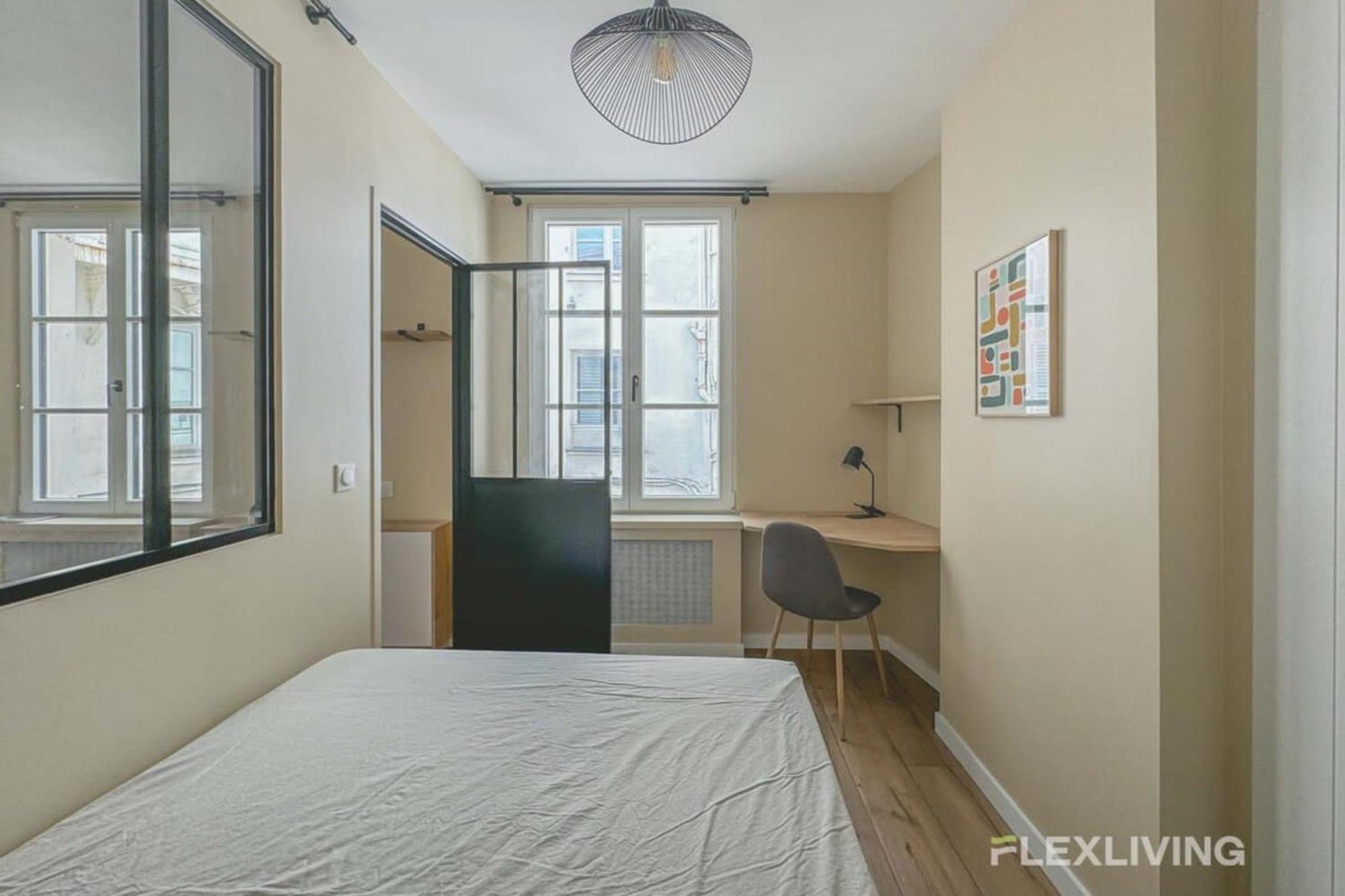 Flexliving - One Bedroom - Estrapade Apartment *